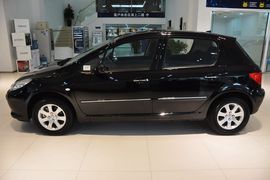 2012款标致307两厢1.6L手自一体舒适版到店实拍