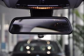 2013款宝马525Li领先型到店实拍