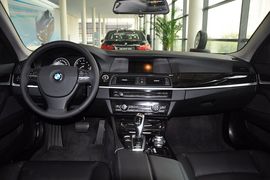 2013款宝马525Li领先型到店实拍