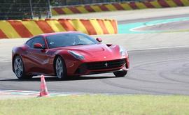 2012款法拉利F12