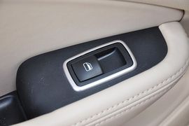 2012款菲亚特菲翔1.4T自动尊享版到店实拍