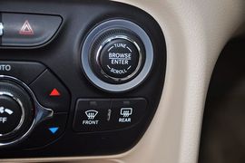 2012款菲亚特菲翔1.4T自动尊享版到店实拍