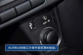 宝马X1到店实拍图解