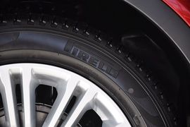 2013款路虎揽胜极光5门耀致版