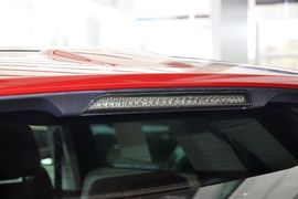 2013款路虎揽胜极光5门耀致版