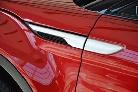 2013款路虎揽胜极光5门耀致版