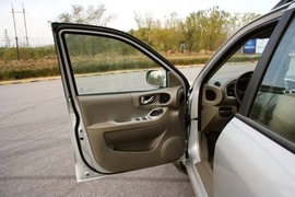 2012款华泰圣达菲静态体验