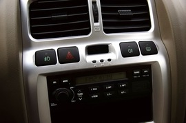 2012款华泰圣达菲静态体验