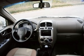 2012款华泰圣达菲静态体验