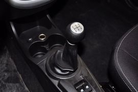 2012款长安奔奔mini