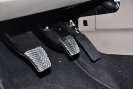 2012款长安逸动1.6L手动豪华型