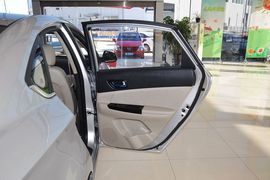2012款长安逸动1.6L手动豪华型