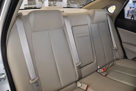 2012款长安逸动1.6L手动豪华型
