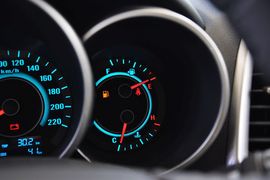 2012款长安逸动1.6L手动豪华型