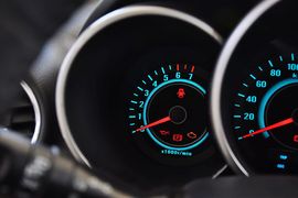 2012款长安逸动1.6L手动豪华型