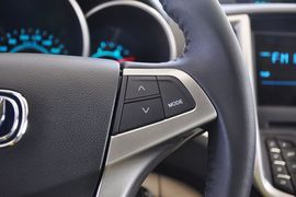 2012款长安逸动1.6L手动豪华型