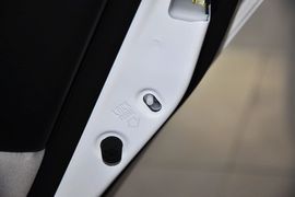 2012款马自达睿翼2.0L精英版
