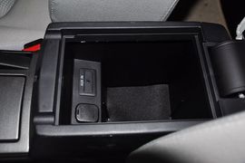 2012款马自达睿翼2.0L精英版