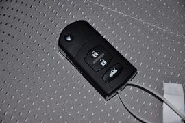 2012款马自达睿翼2.0L精英版