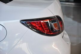 2012款马自达睿翼2.0L精英版