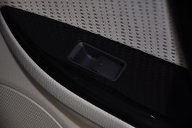 2012款一汽马自达6