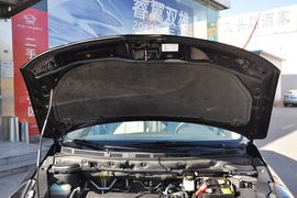2013款马自达MAZDA8