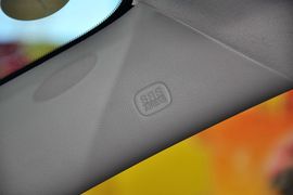 2013款马自达MAZDA8