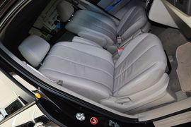 2013款马自达MAZDA8