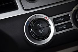2013款马自达MAZDA8