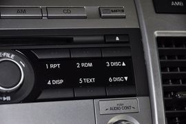 2013款马自达MAZDA8