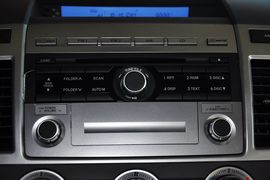 2013款马自达MAZDA8