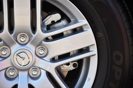 2013款马自达MAZDA8