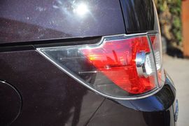 2013款马自达MAZDA8