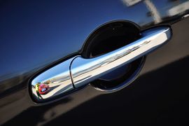 2013款马自达MAZDA8