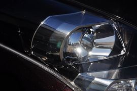 2013款马自达MAZDA8
