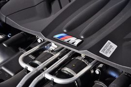 2012款宝马M5
