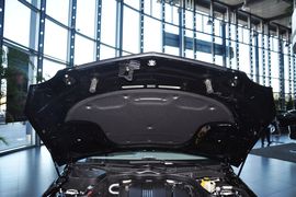 2013款奔驰E260L优雅型