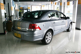 2008款欧宝雅特A+外观