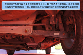 2013款东南V5菱致1.5MT/CVT试驾