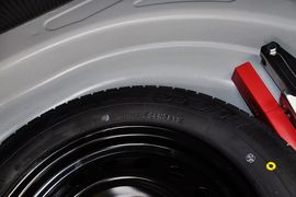 2013款一汽丰田花冠EX1.6L自动豪华版