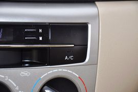 2013款一汽丰田花冠EX1.6L自动豪华版