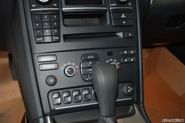 08款沃尔沃XC90运动版内饰