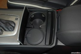 08款沃尔沃XC90运动版内饰