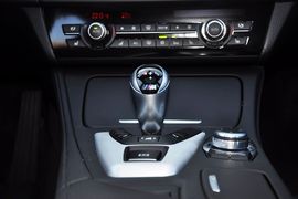 2012款宝马M5