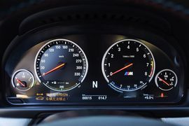 2012款宝马M5