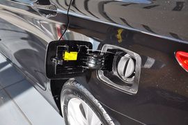 2011款现代索纳塔八2.0L