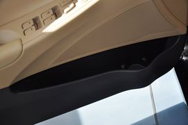 2011款现代索纳塔八2.0L