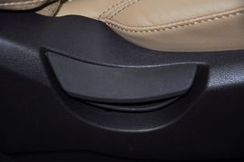 2011款现代索纳塔八2.0L
