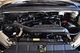 2013款东风风行菱智2.0L