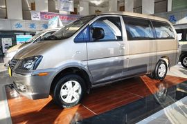 2013款东风风行菱智2.0L